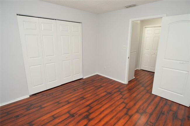 Building Photo - 8605 Mallard Reserve Dr