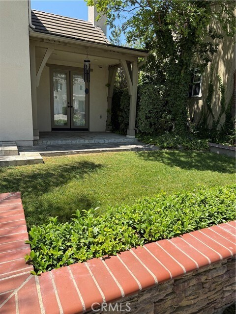 Building Photo - 1318 Swan Loop S