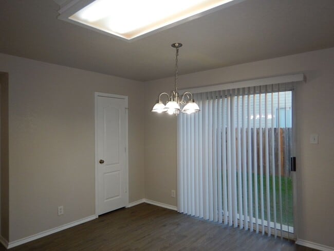 Building Photo - 16127 Branding Pass