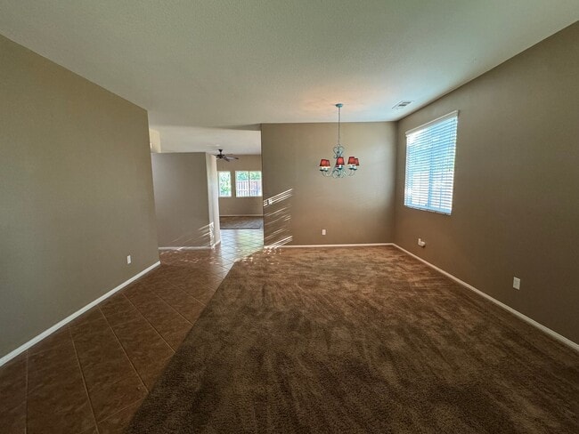 Building Photo - 2274 Purple Finch Ct