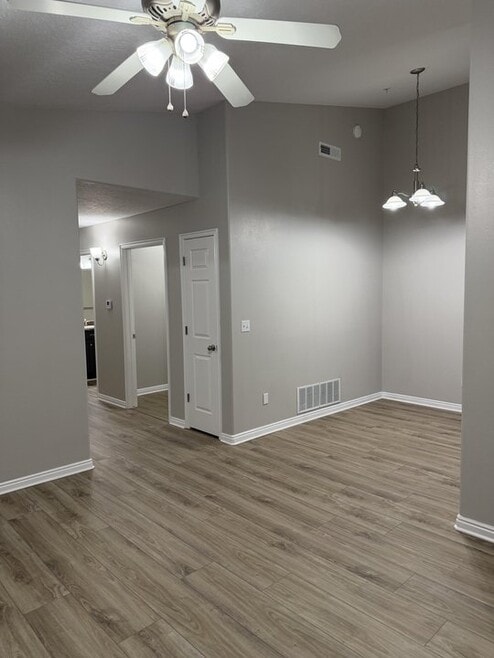 Building Photo - 1530 Westbury Way