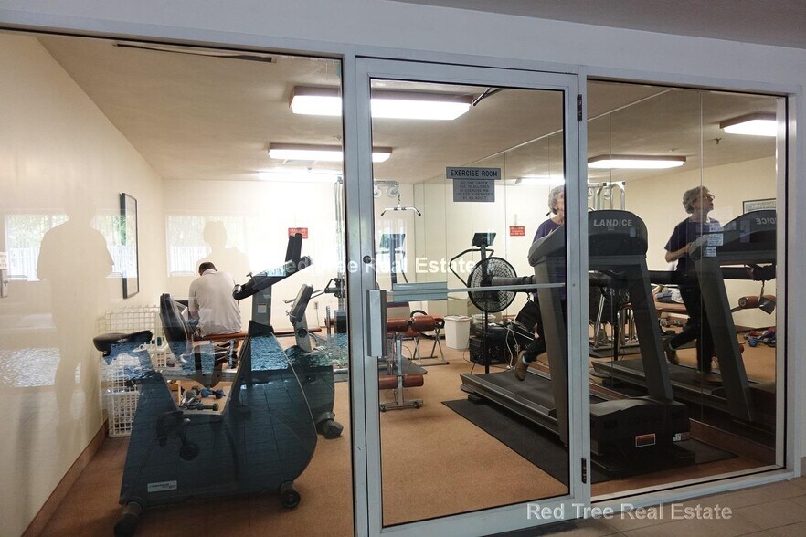 Building Photo - 40 Townly Rd