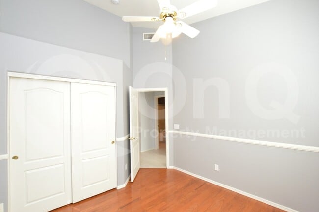 Building Photo - 5463 W Venus Way