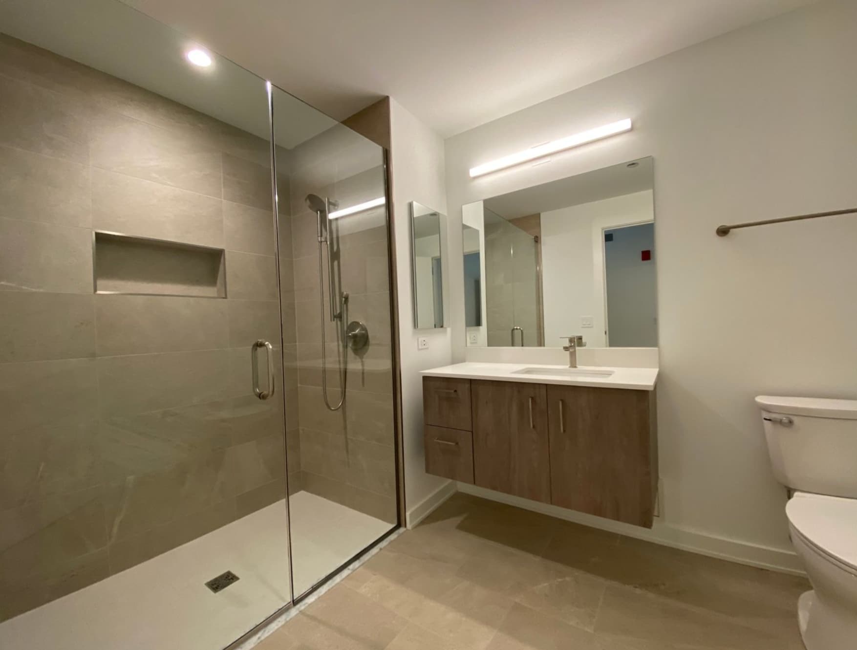 Building Photo - 1120 W Patterson Ave