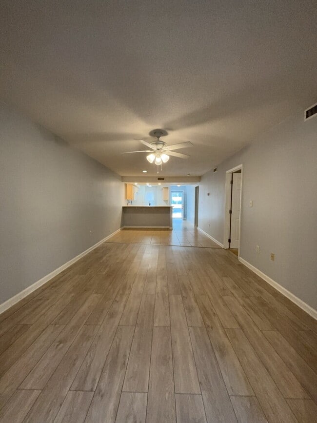 Building Photo - 157 Egret Run Ln