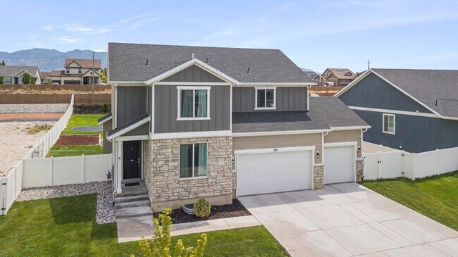 Building Photo - 247 W Box Creek Dr
