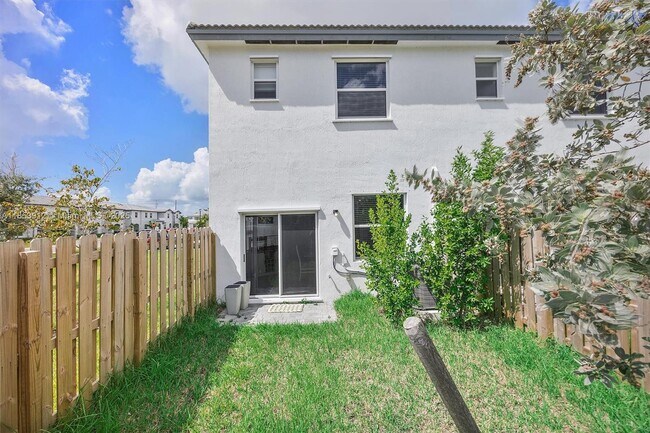 Building Photo - 29269 SW 162nd Ct