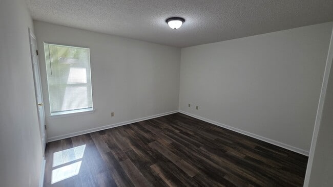 Building Photo - 1536 Beaver Trail Dr