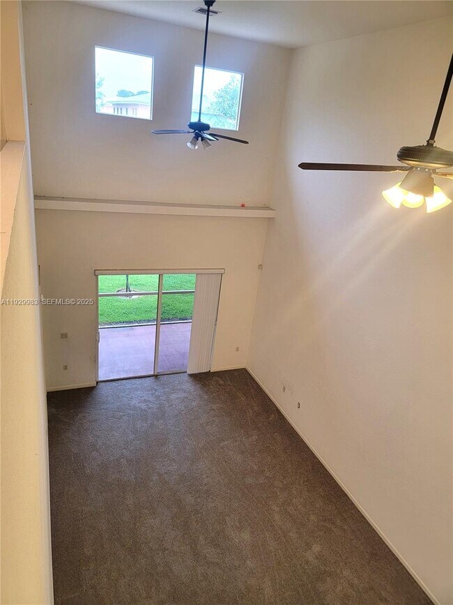 Building Photo - 2513 Stockbridge Square SW