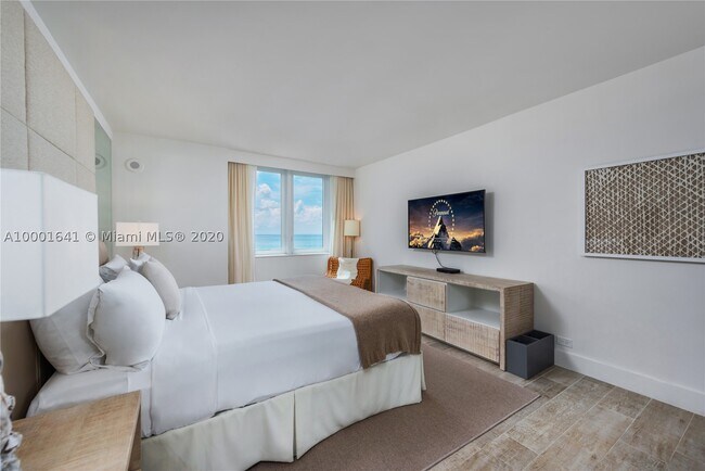 Building Photo - 102-124 24th St
