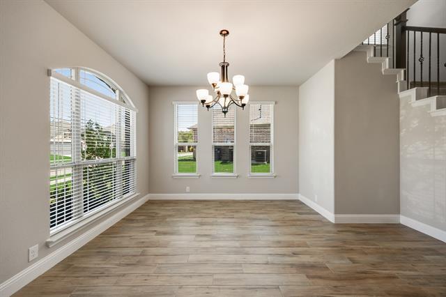 Building Photo - 176 Summit Ct