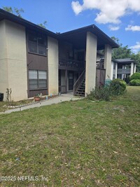 Building Photo - 468 Bentwood Ln