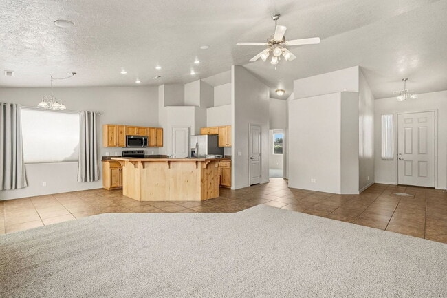 Building Photo - 2144 W 1050 N