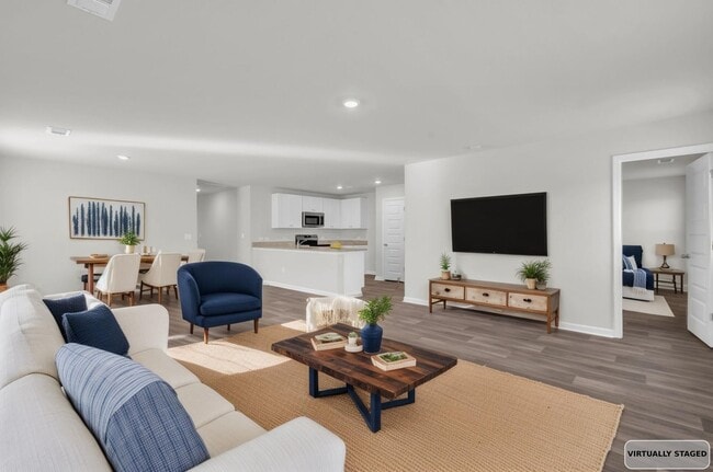 Building Photo - ***MOVE-IN SPECIAL*** $500 OFF OF YOUR FIR...