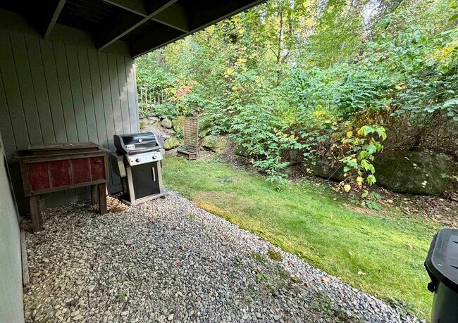 Building Photo - 34 Brookside Dr