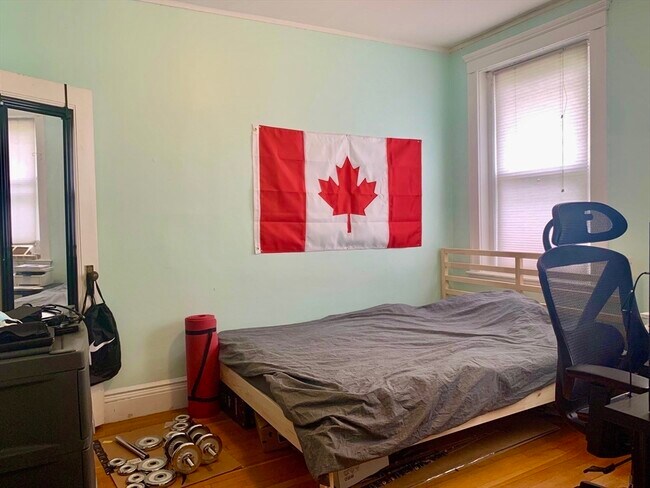 Building Photo - 224 Jamaicaway