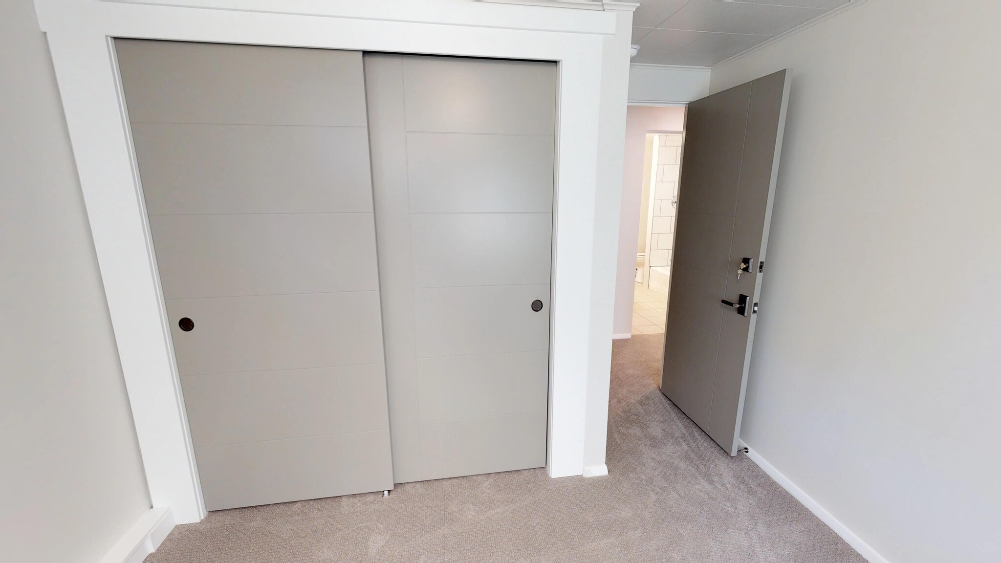 Building Photo - 409 S 11th