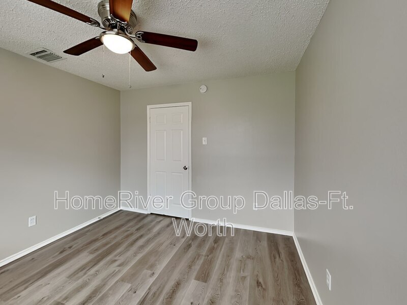 Building Photo - 1725 Lemonwood Cir