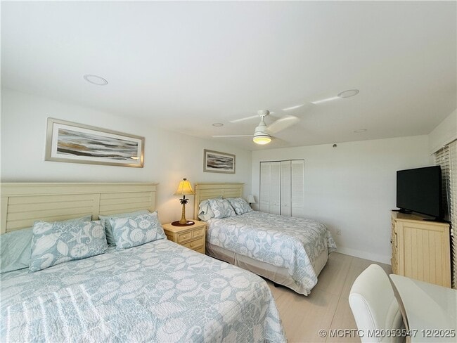 Building Photo - 8800 S Ocean Dr