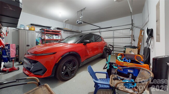 Building Photo - 10924 Alderbrook Ln