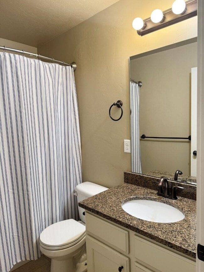 Building Photo - 855 Pantani Ct