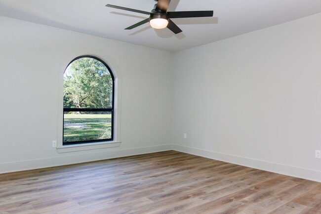 Building Photo - Palm Springs style ranch house