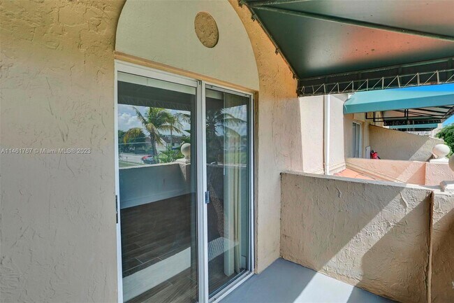 Building Photo - 675 NW 85th Ct