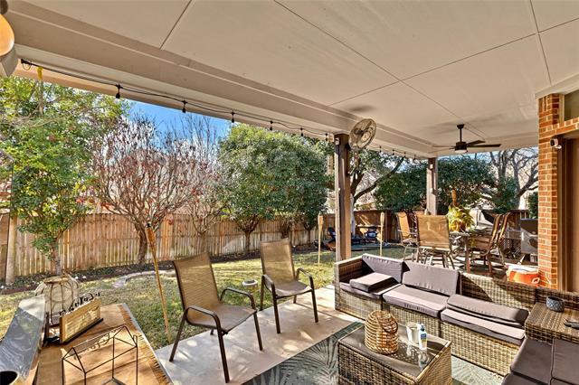 Building Photo - 4937 Bellflower Way