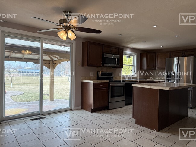 Building Photo - 1332 Fatima St