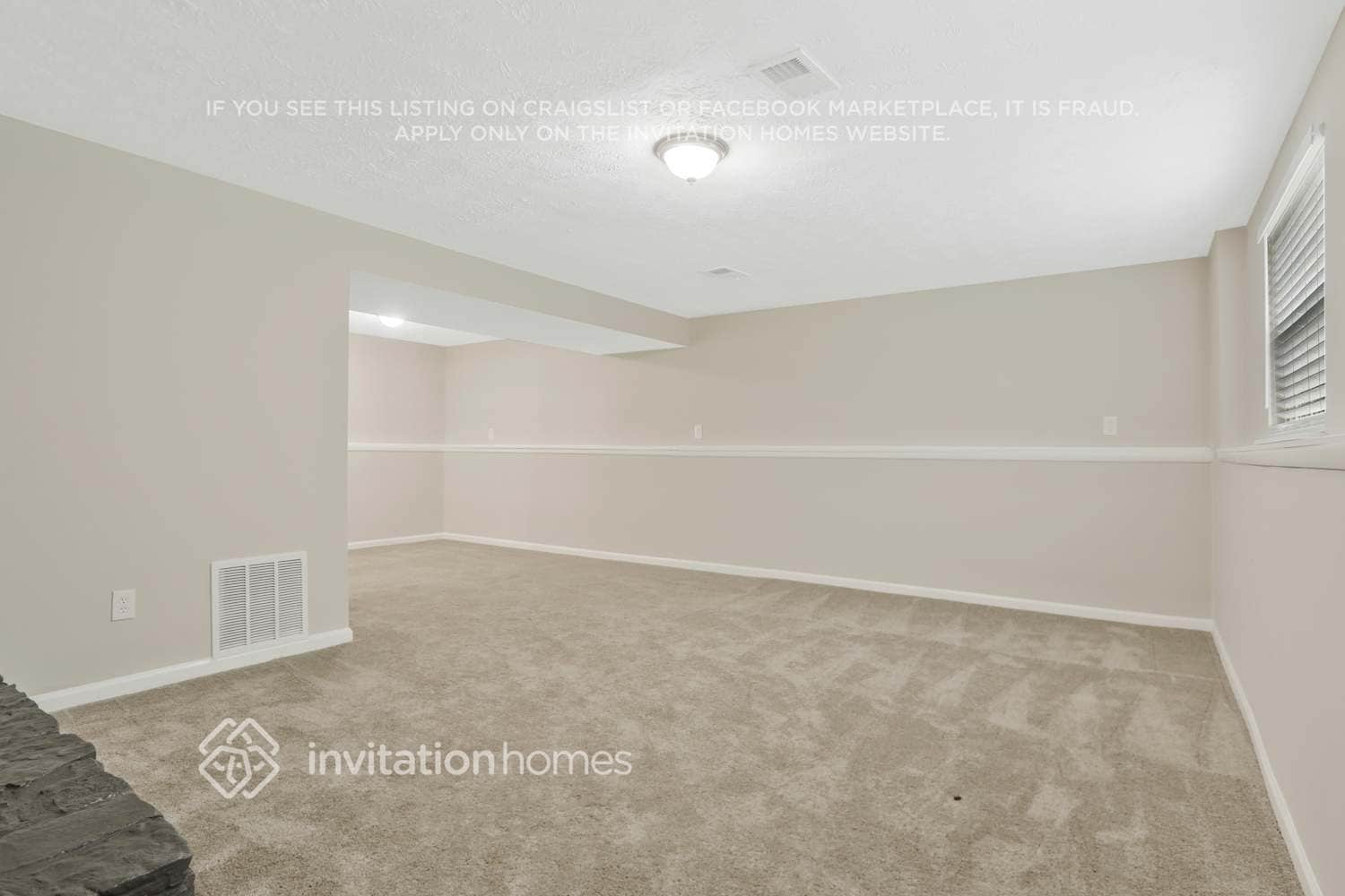Building Photo - 393 Engle Dr