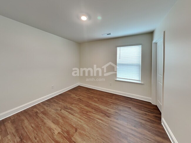 Building Photo - 7309 Garrett Ct