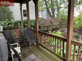 Building Photo - 340 High St