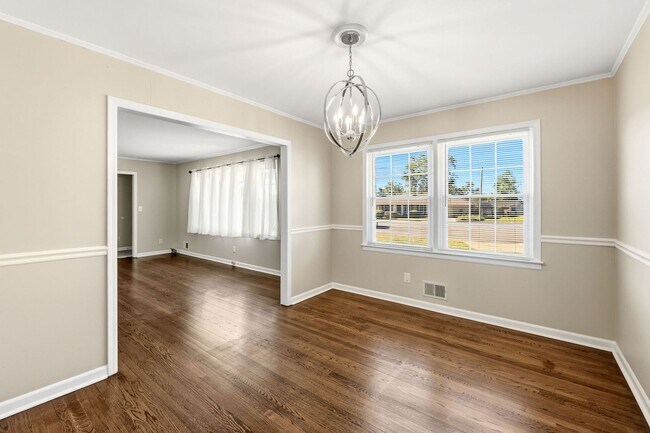 Building Photo - 311 Gardners Mill Ct