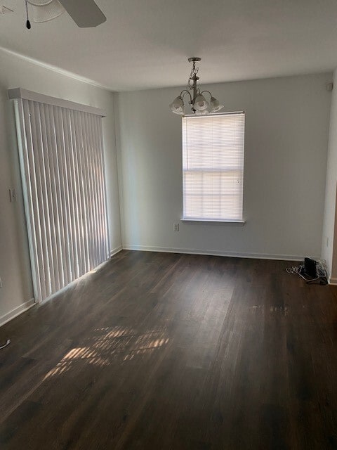 Building Photo - 725 Bellview Way