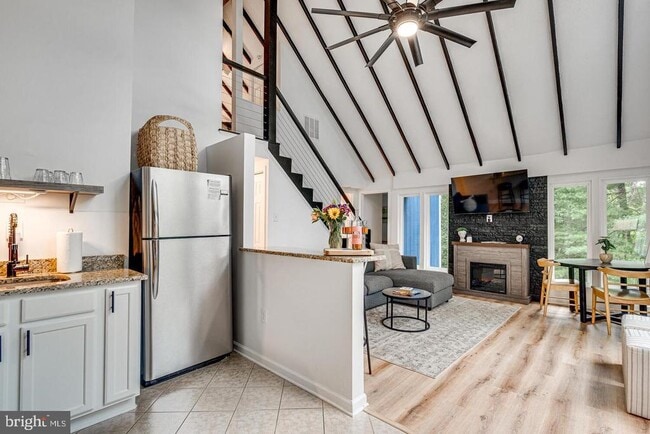 Building Photo - 241 Wildcat Dr