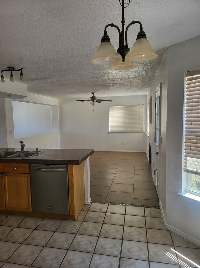 Building Photo - West Side 2/story 3 Bedroom 2 Bath & 2 Car...