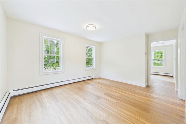 Building Photo - 267 Bakerville Rd