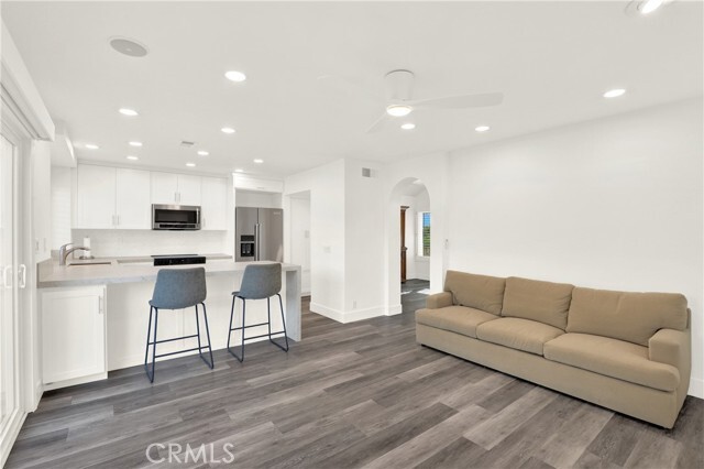 Building Photo - 2 Cormorant Cir