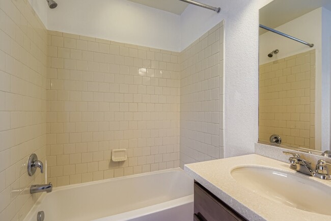 Building Photo - 10071 Nadine Ln