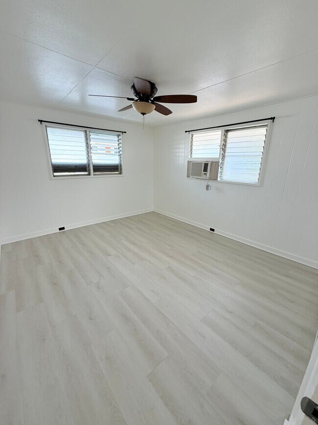 Building Photo - Newly Renovated 3-Bedroom, 1-Bathroom Sing...