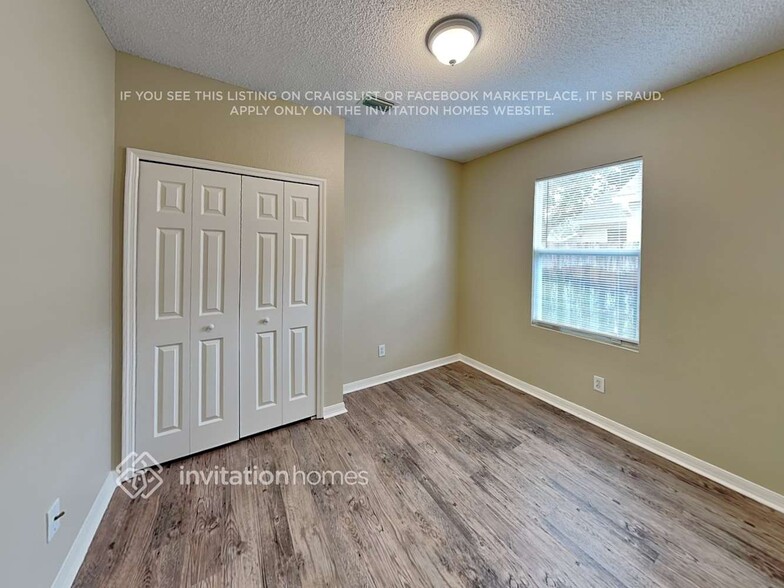 Building Photo - 950 Riviera Point Dr