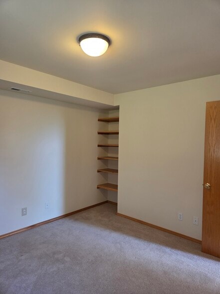 Building Photo - 2279 Elger Park Rd