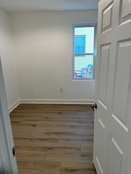 Building Photo - 5017 1st St NW