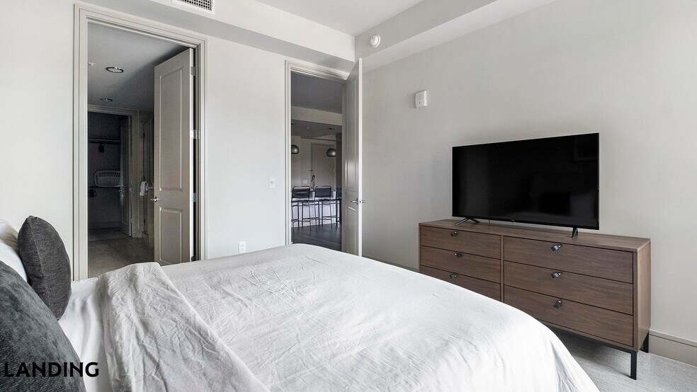 Building Photo - 1414 Wood Hollow Dr