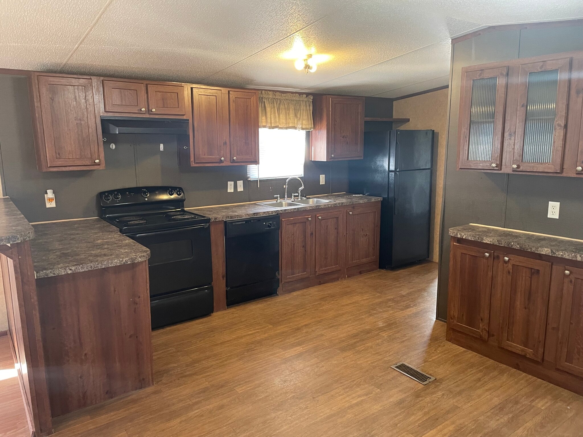 Building Photo - 2068 Krist Ln