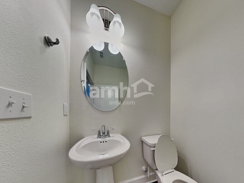 Building Photo - 33841 Widman Way