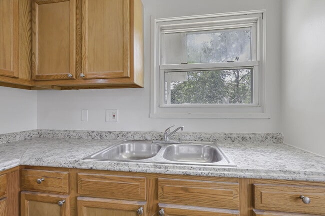 Building Photo - 3BR Ranch Home | Newly Renovated | Laundry Included | Reynoldsburg
