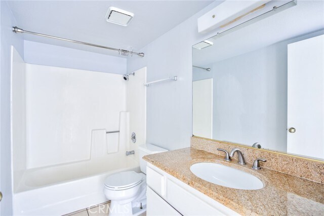 Building Photo - 3 Carriage Way