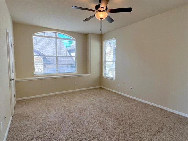 Building Photo - 11400 W Parmer Ln