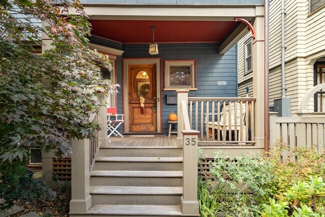 Building Photo - 35 Norris St